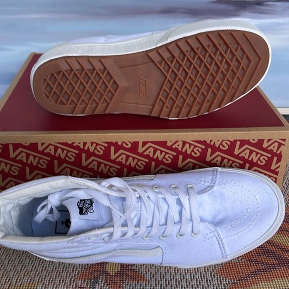Vans WMNS Sk8-Hi Stacked (Canvas) True White
VN0A4BTWL5R Platforms Sneakers NIB - Picture 9 of 16